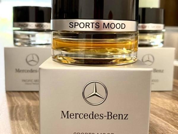 Lọ Nước Hoa gồm 13 mùi cho xe Mercedes-Benz Chính Hãng 100%