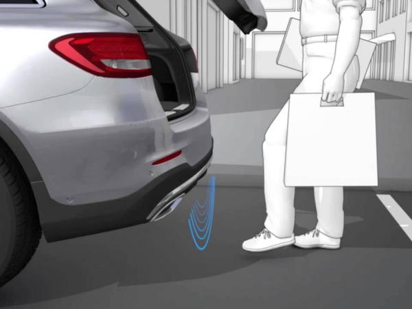 Hệ thống Hands free access - Đá Cốp Mercedes Chính Hãng