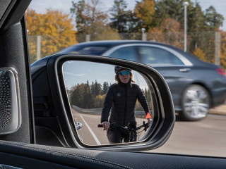Cảnh Báo Điểm Mù Blind Spot Assist Chính Hãng Mercedes cho xe C - GLC - GLE - GLS (W205 - X253 - W167)