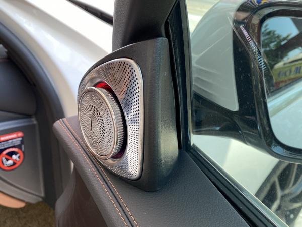 Loa Xoay 3D Burmester Led 64 Màu Cột A cho xe Mercedes-Benz C-Class, GLC-Class, E-Class, S-Class