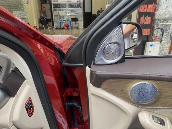 Loa Xoay 3D Burmester Led 64 Màu Cột A cho xe Mercedes-Benz C-Class, GLC-Class, E-Class, S-Class