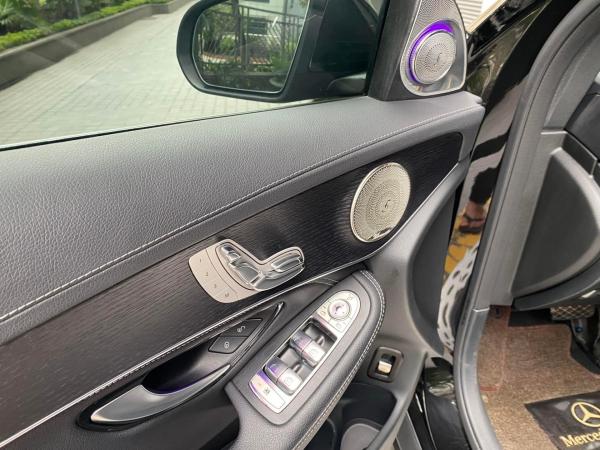 Loa Xoay 3D Burmester Led 64 Màu Cột A cho xe Mercedes-Benz C-Class, GLC-Class, E-Class, S-Class