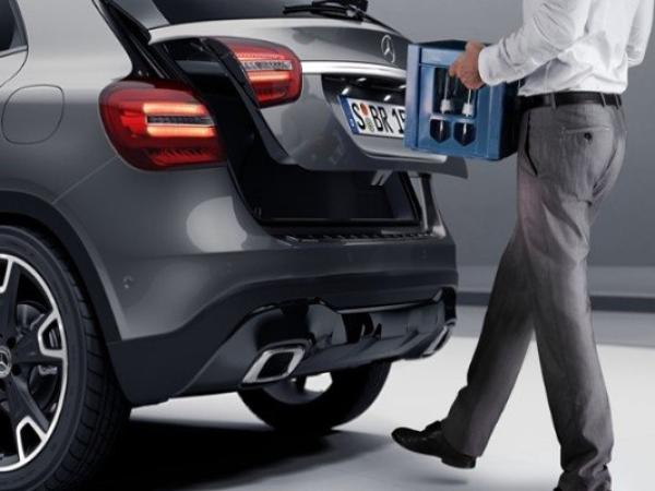 Hệ thống Hands free access - Đá Cốp Mercedes Chính Hãng