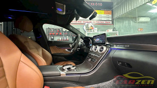 Nâng Cấp Mercedes-Benz C300 2020 Với 13 Loa Burmester, Đồng Hồ IWC, Mát Ghế Tại Carzen