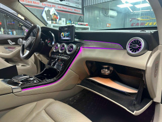 Nâng cấp Mercedes GLC200 2018 tại Carzen – Âm thanh Burmester, đèn nội thất 64 màu, Air Balance chính hãng
