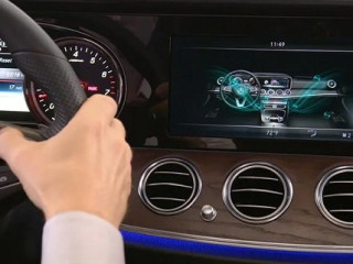 Tìm hiểu hệ thống nước hoa air balance Mercedes